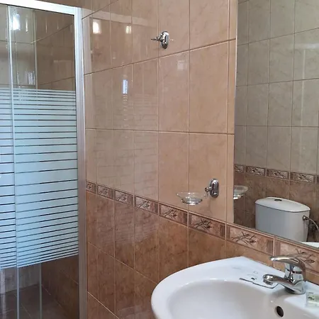 Elica Hotel Warna